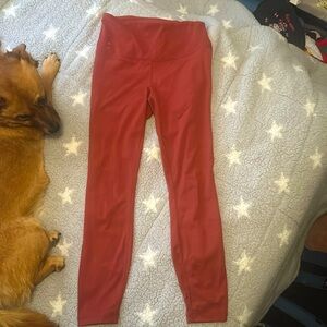 I am selling maroon leggings